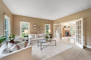 11235 N Westwood Circle, Mequon, WI 53097 - Photo 5
