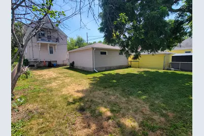 217 N 61st St, Milwaukee, WI 53213 - Photo 23