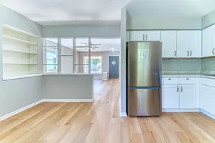 6622 N 51st St, Milwaukee, WI 53223 - Photo 9