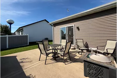 219 N Autumn Dr, Delavan, WI 53115 - Photo 17