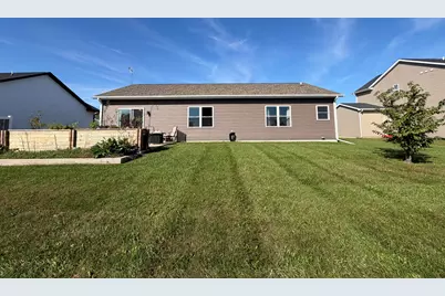 219 N Autumn Dr, Delavan, WI 53115 - Photo 19