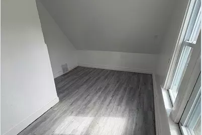 2915 W Vine St, Milwaukee, WI 53208 - Photo 7