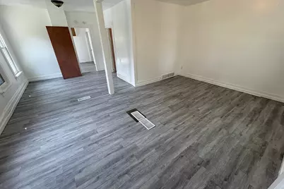 2915 W Vine St, Milwaukee, WI 53208 - Photo 3