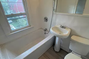 2915 W Vine St, Milwaukee, WI 53208 - Photo 5