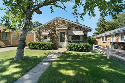 5751 N Dexter Ave, Glendale, WI 53209 - Photo 1