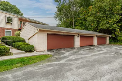 13370 W Bluemound Rd #3, Elm Grove, WI 53122 - Photo 21