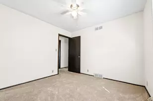 2330 S Brookside Pkwy, New Berlin, WI 53151 - Photo 19