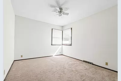 2330 S Brookside Pkwy, New Berlin, WI 53151 - Photo 13