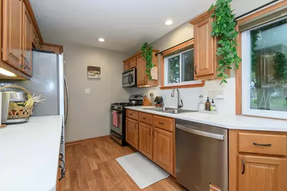 245 E Monroe St, Port Washington, WI 53074 - Photo 9