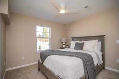 1063  Anchor Ave, West Bend, WI 53095 - Photo 17