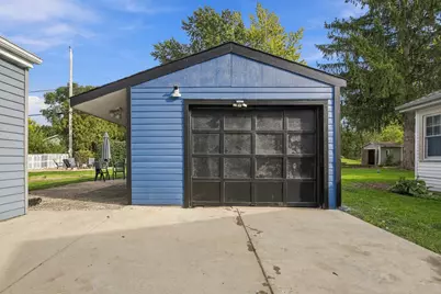 W166N8570  Theodore Ave, Menomonee Falls, WI 53051 - Photo 21
