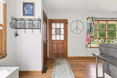 W166N8570  Theodore Ave, Menomonee Falls, WI 53051 - Photo 3