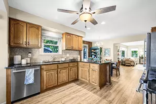 708 E Euclid Ave, Milwaukee, WI 53207 - Photo 11