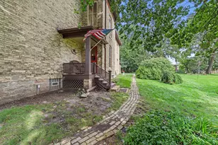 4310 Washington Ave, Racine, WI 53405 - Photo 7