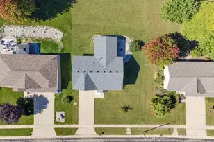 600 Brookstone Way, Watertown, WI 53094 - Photo 5