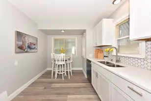 6042 N 35th St, Milwaukee, WI 53209 - Photo 7