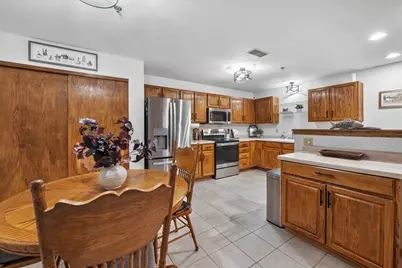 1976  Parknoll Ln, Port Washington, WI 53074 - Photo 3