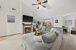 1976 Parknoll Ln, Port Washington, WI 53074 - Photo 11