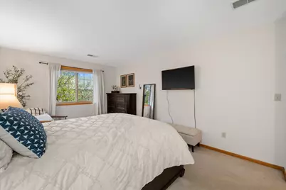 1976  Parknoll Ln, Port Washington, WI 53074 - Photo 27