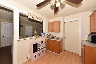 2244 S 55th St, West Allis, WI 53219 - Photo 21