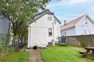 2244 S 55th St, West Allis, WI 53219 - Photo 29