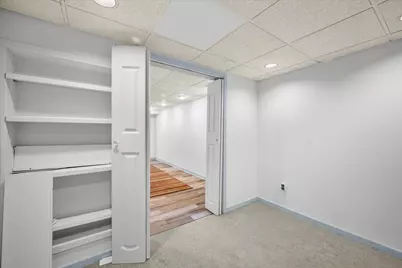 4229 W Meinecke Ave #4229, Milwaukee, WI 53210 - Photo 23