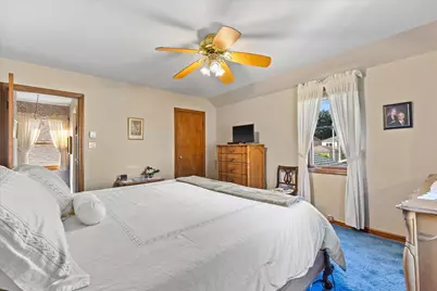 2829 S 46th St, Milwaukee, WI 53219 - Photo 23