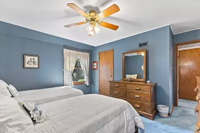 2829 S 46th St, Milwaukee, WI 53219 - Photo 25