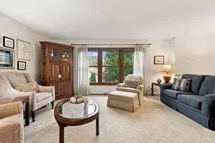 10248 W Parkedge Circle, Franklin, WI 53132 - Photo 5