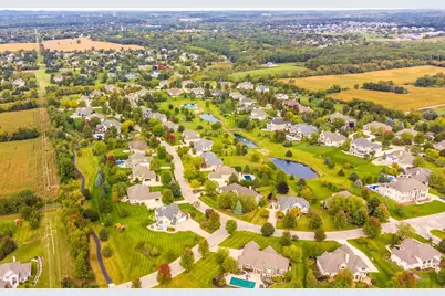 1286  Mary Hill Cir, Hartland, WI 53029 - Photo 113