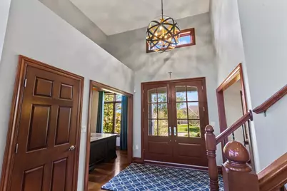 1286  Mary Hill Cir, Hartland, WI 53029 - Photo 5