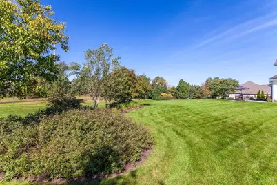 1286  Mary Hill Cir, Hartland, WI 53029 - Photo 101