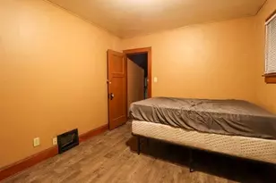 3225 N 39th St, Milwaukee, WI 53216 - Photo 9
