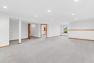 W129N6745 Northfield Circle, Menomonee Falls, WI 53051 - Photo 29