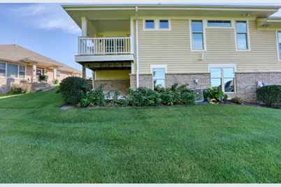 W129N6745  Northfield Cir, Menomonee Falls, WI 53051 - Photo 39