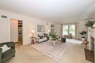 2576 Pasadena Blvd, Wauwatosa, WI 53226 - Photo 7