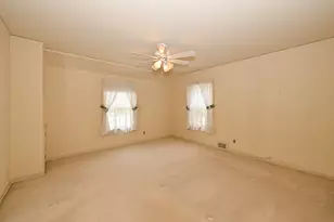 2576 Pasadena Blvd, Wauwatosa, WI 53226 - Photo 25
