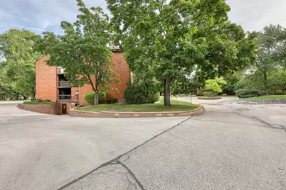 5200 S Tuckaway Blvd #365, Greenfield, WI 53221 - Photo 23