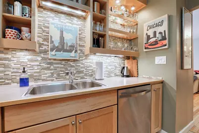 5200 S Tuckaway Blvd #365, Greenfield, WI 53221 - Photo 3