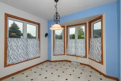 W156N5486  Bette Dr, Menomonee Falls, WI 53051 - Photo 11