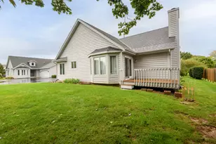 W156N5486 Bette Dr, Menomonee Falls, WI 53051 - Photo 27