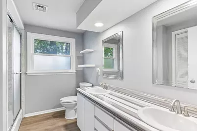 9035 W Morgan Ave, Milwaukee, WI 53228 - Photo 21