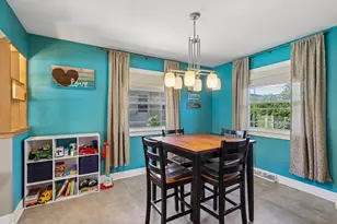 2434 W Edgerton Ave, Milwaukee, WI 53221 - Photo 13