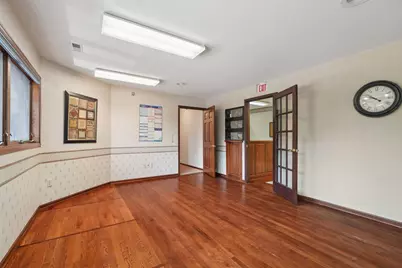 N63W23524  Silver Spring Dr #1, Sussex, WI 53089 - Photo 11