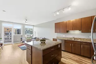 1902 N Commerce St, Milwaukee, WI 53212 - Photo 9