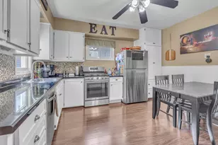 1631 Blocki Ct, Sheboygan, WI 53081 - Photo 5