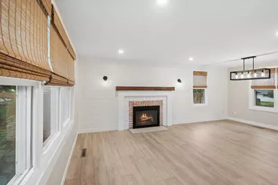 1016  Logan St, Lake Geneva, WI 53147 - Photo 7