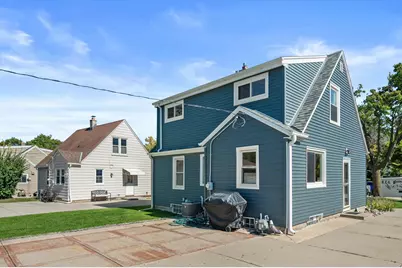 2871 S 85th St, West Allis, WI 53227 - Photo 27