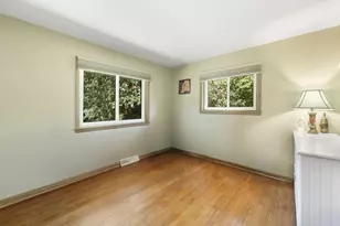 5937 N Sidney Pl, Glendale, WI 53209 - Photo 11