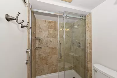 6100 W Stonehedge Dr #347, Greenfield, WI 53220 - Photo 15